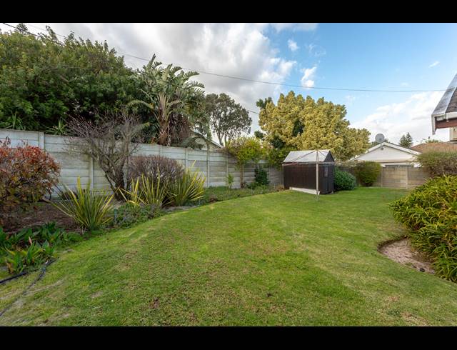 3 BEDROOM FREESTANDING FOR SALE IN BO OAKDALE